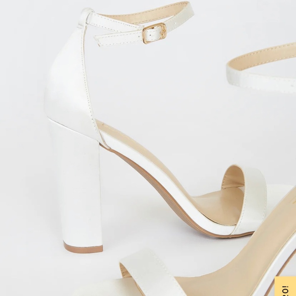 Lulus white heels